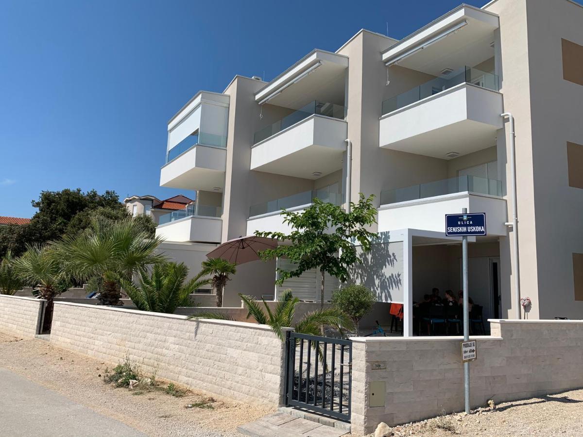 Apartment Garden Mandre Dış mekan fotoğraf